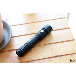 P25 V2.0 Lanterna Black LED Flashlight Cyansky