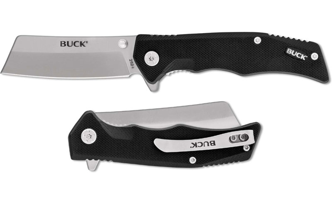 Minge de fotbal pentru echipamente sportive, disponibilă în magazinul Sport Equipment Shop