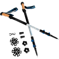 Bastonii pentru trekking și drumeții, cu design ergonomic, disponibile în culori variate, pe fundal natural.