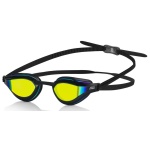 Minge de fotbal de calitate în culori alb și negru pentru echipament sportiv, disponibilă în magazinul Sport Equipment Shop