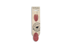 Spork 165 cranberry (roșu) din gama KUPILKA, ideal pentru activități în aer liber și camping, evidențiind un design ergonomic și material ușor.