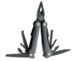 Multitool Puma cu coate de epoxy, dințate din oțel AISI 420, pentru uz sportiv și outdoor