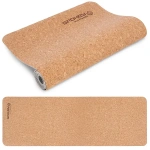 Covoraș de plută SAVASANA de la Spokey, utilizat pentru yoga și exerciții de relaxare, de culoare maro, de dimensiuni medii.