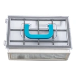 Pachet de gunoi pentru depozitarea echipamentelor sportive, imagine alb-negru, afisat pe pagina LG777W0003 D7-Pachet de gunoi