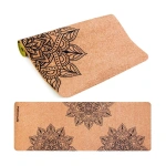 Covor pentru yoga Spokey SAVASANA, potrivit pentru exerciții de relaxare și yoga, în culori neutre, de dimensiuni medii.