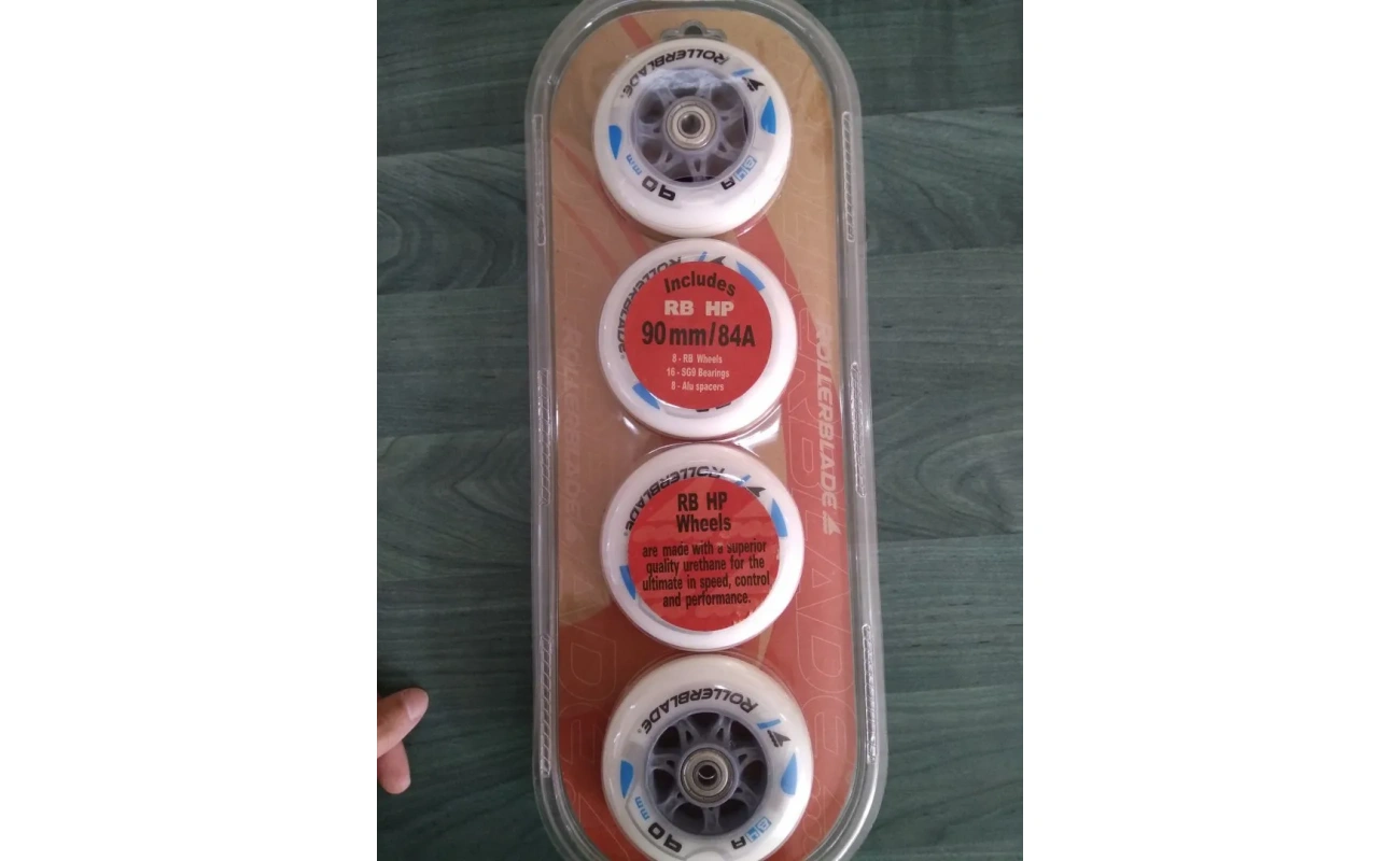 Roți rollerblade de 90mm – 84A, 8 bucăți cu rulmenți pentru role