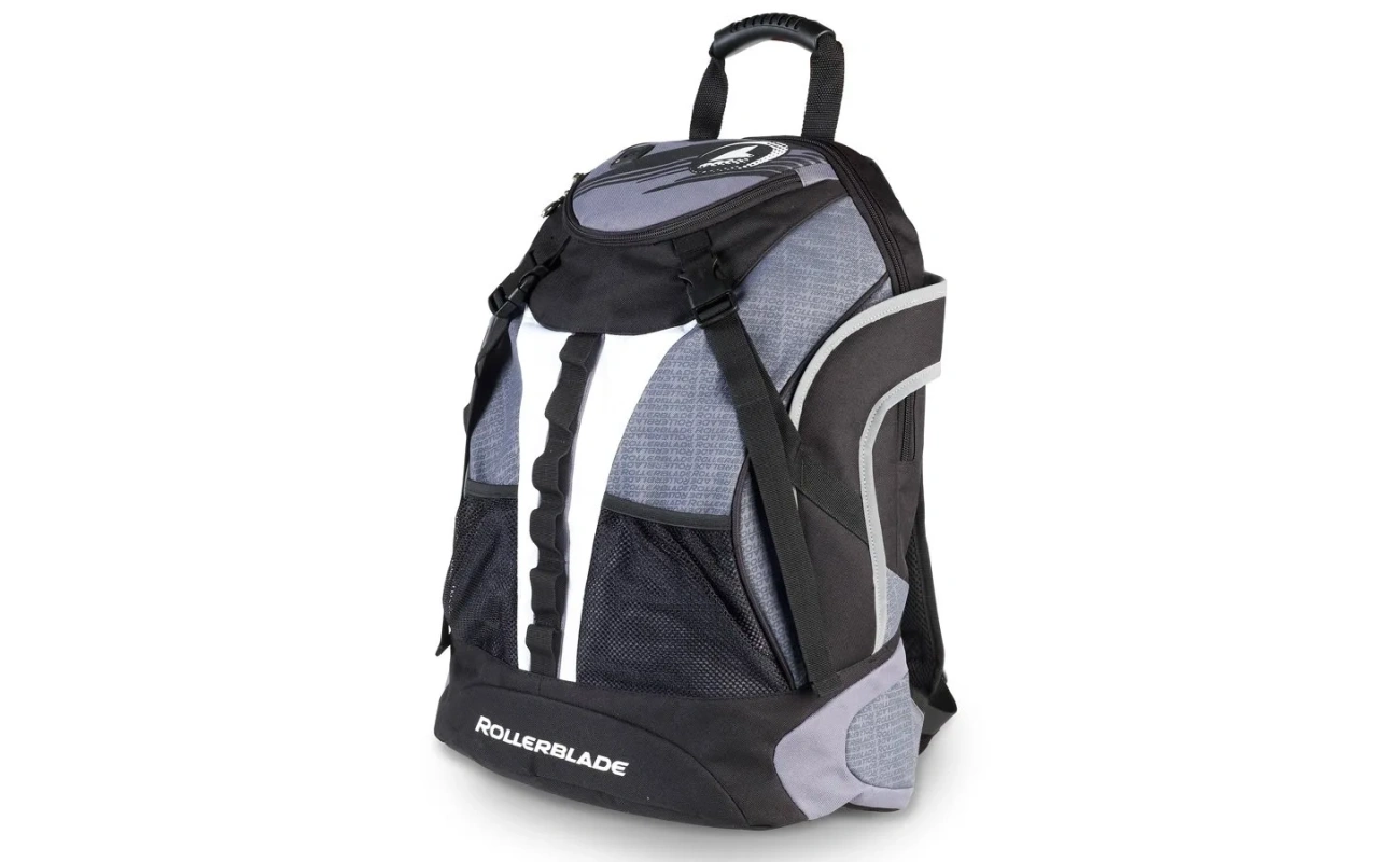 Rucsac pentru role Rollerblade MARATHON BACKPACK LT 30, capacitate de 30 litri, culoare neagră pe fond alb, ideal pentru transportul echipamentului de role