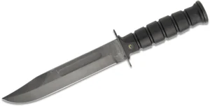 Тактический фиксированный нож Military 691/18 FOX Military, клинок из углеродистой стали C70 с покрытием Black Idroglider (HRC 55–57), длина клинка ~185 мм (≈7,3"), общая длина ~310 мм, рукоять ABS, гард из нержавеющей стали, вес ~300–335 г, кожаные ножны